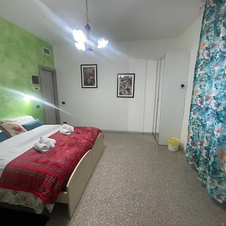 Alojamento de Acomodação e Pequeno-almoço Madonna Dell'ancora *