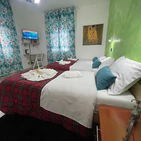 Madonna Dell'ancora *