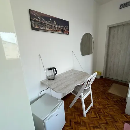 Alojamento de Acomodação e Pequeno-almoço Madonna Dell'ancora *