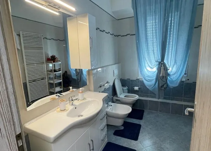 Madonna Dell'ancora *